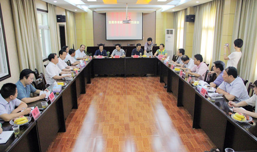 省农机局吴庆峰局长到宜昌调研农机化工作并检