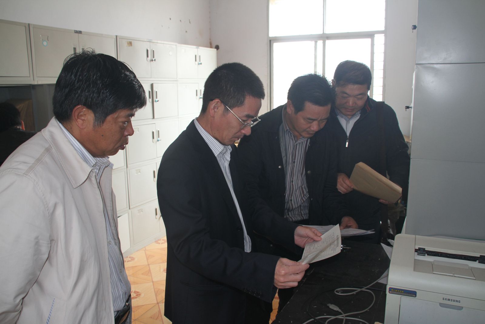 安徽省代表团考察天门市“农机通”项目建设