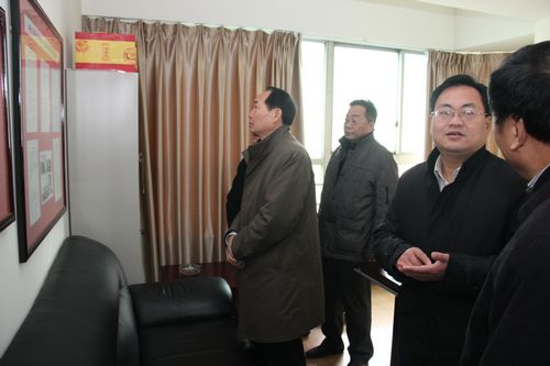 省农业厅党组书记戴贵洲到省协会调研