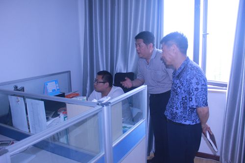 省民政厅王斐遒处长一行来协会调研